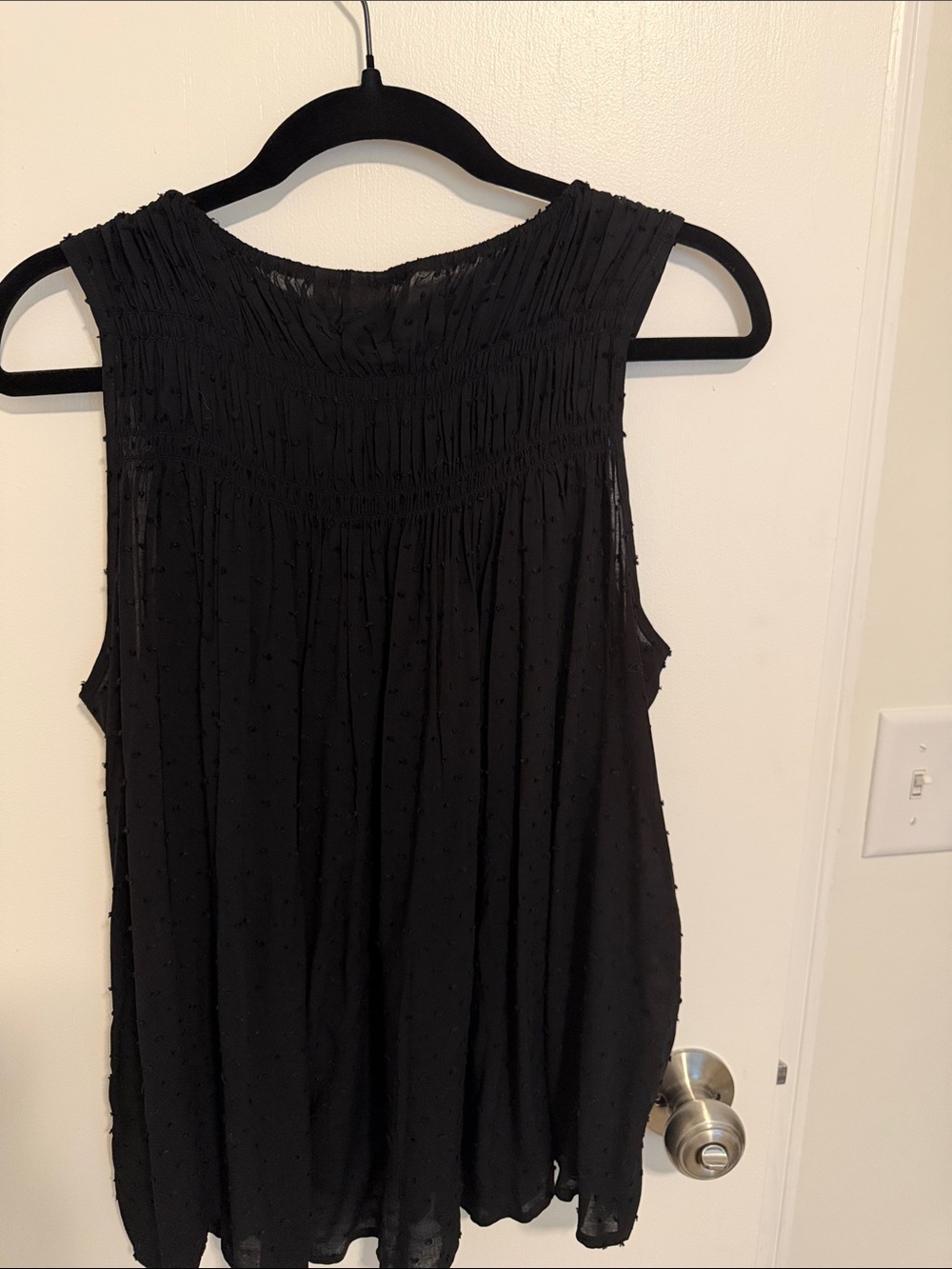 GAP Black Smocked Sleeveless Tank Top - Picture 4 of 6
